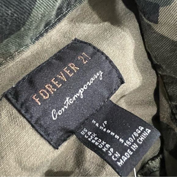Forever 21 Camo Utility Jacket NWT - Picture 8 of 11
